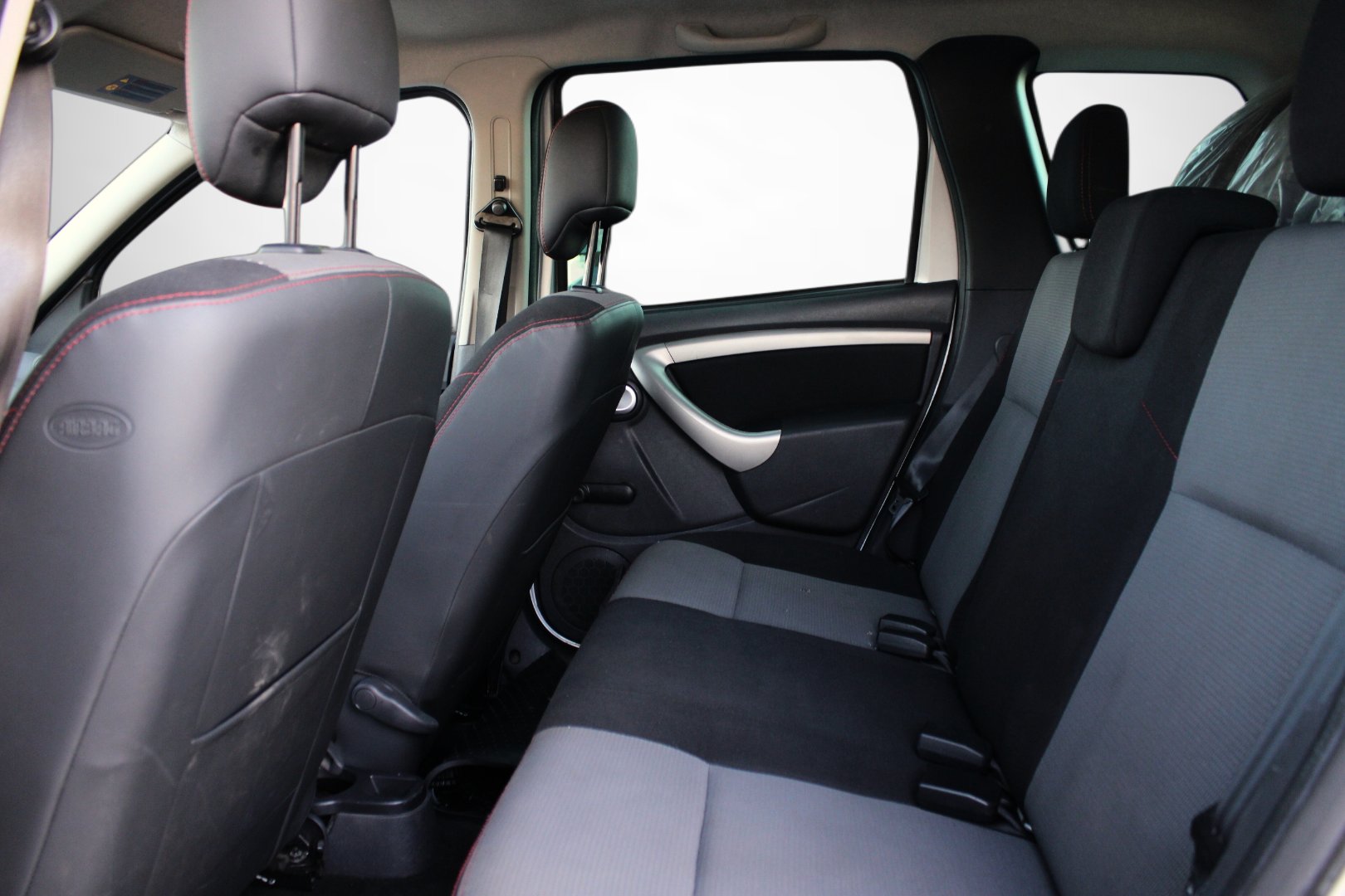 Dacia Duster 1.5 dCi 4x4 Manual, 6-trins, 110ps, 2013