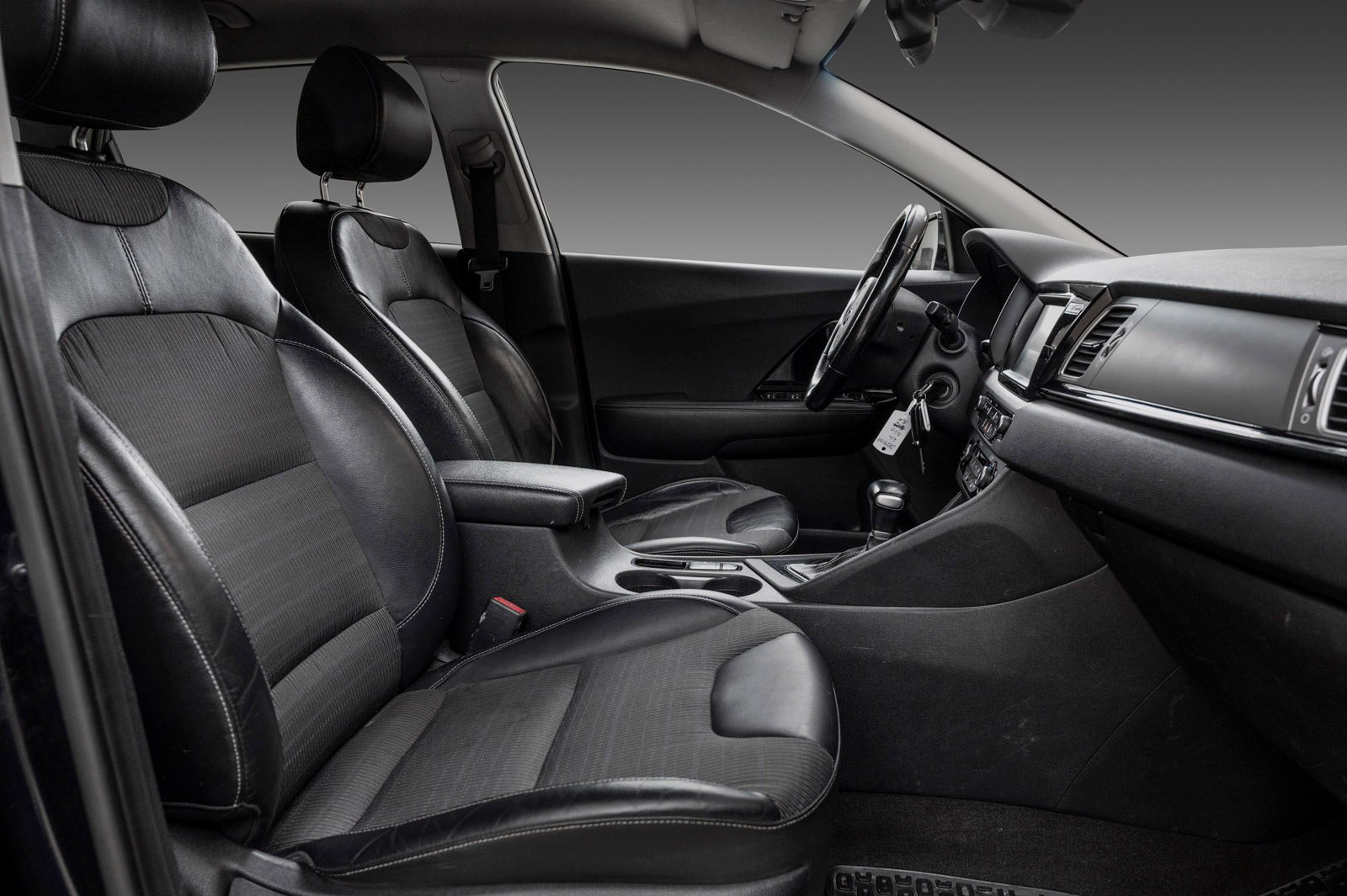 Kia Niro Hybrid DCT, 141hp, 2017