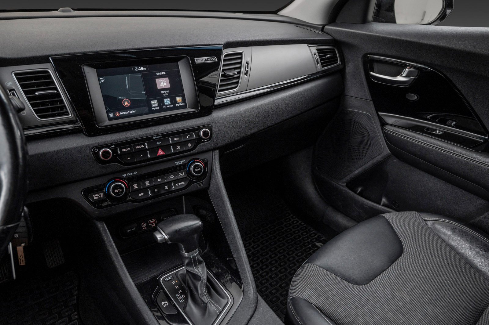 Kia Niro Hybrid DCT, 141hp, 2017